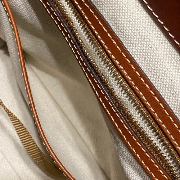 EUC Dooney & Bourke Pebble Grain Lg Black 30 Sac Hobo Shoulder Bag - Picture 11 of 12